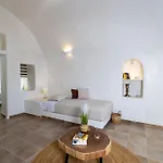 Santo Blue Horizon - The Blue Domes View Villa