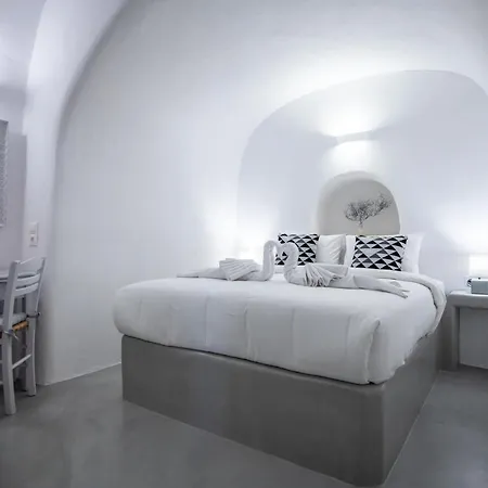 Santo Blue Horizon Blue Domes View Villa *