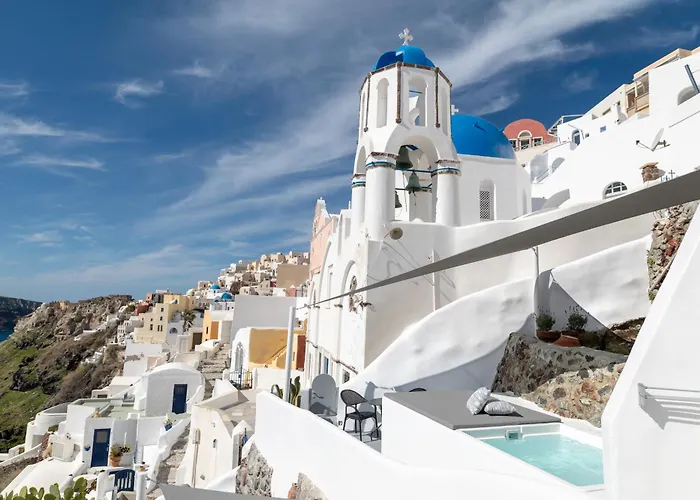 Santo Blue Horizon - The Blue Domes View * Oia (Santorini)