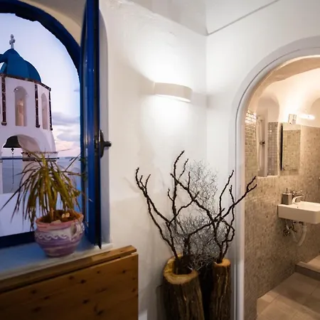 Santo Blue Horizon Blue Domes View Villa Oia (Santorini)