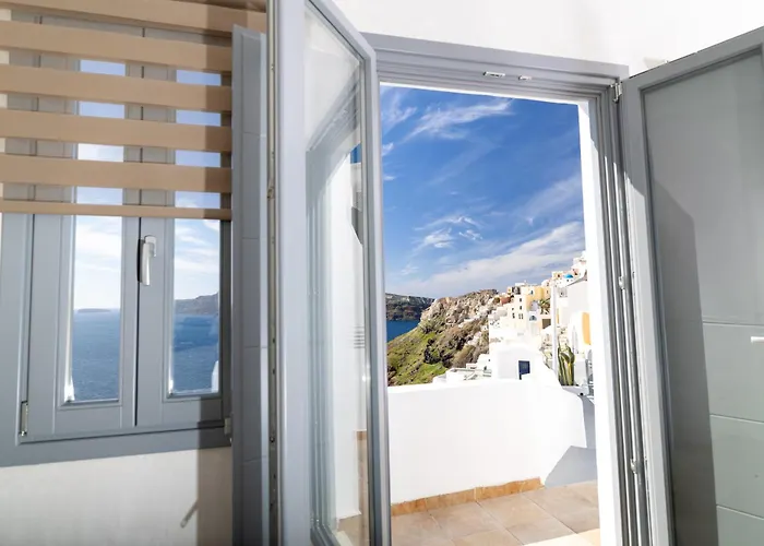 Santo Blue Horizon - The Blue Domes View Villa