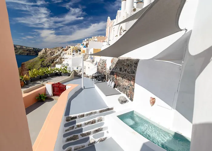 Santo Blue Horizon - The Blue Domes View