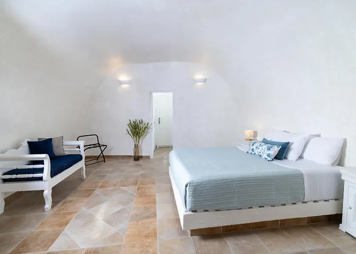 Santo Blue Horizon - The Blue Domes View *