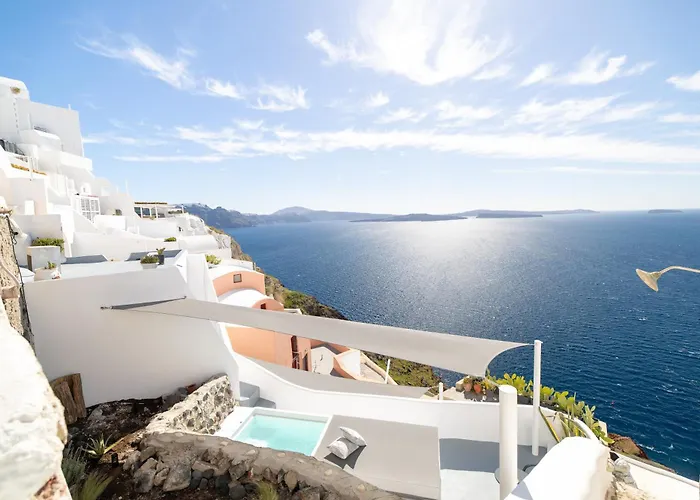 Santo Blue Horizon - The Blue Domes View * أويا